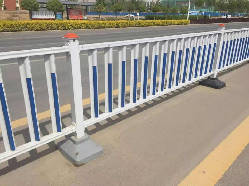 沙坪坝防眩目道路护栏